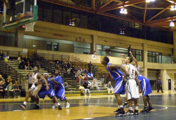 Rockland Basketball Routs Ulster 106-62