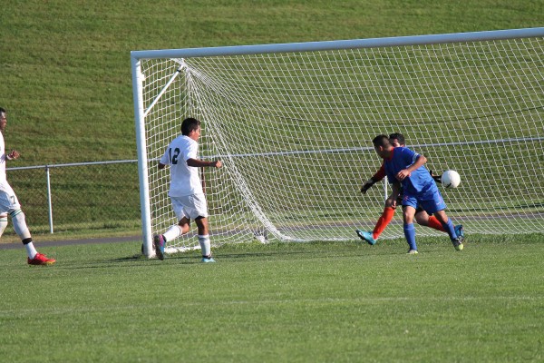 Diaz Scores Hat Trick, Rockland Defeats Hostos 6-2