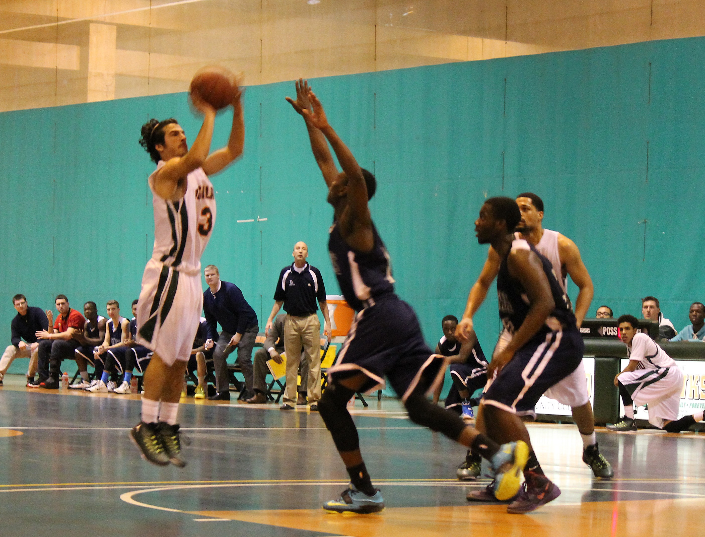 Men’s Basketball: Rockland beats Dutchess 52-50